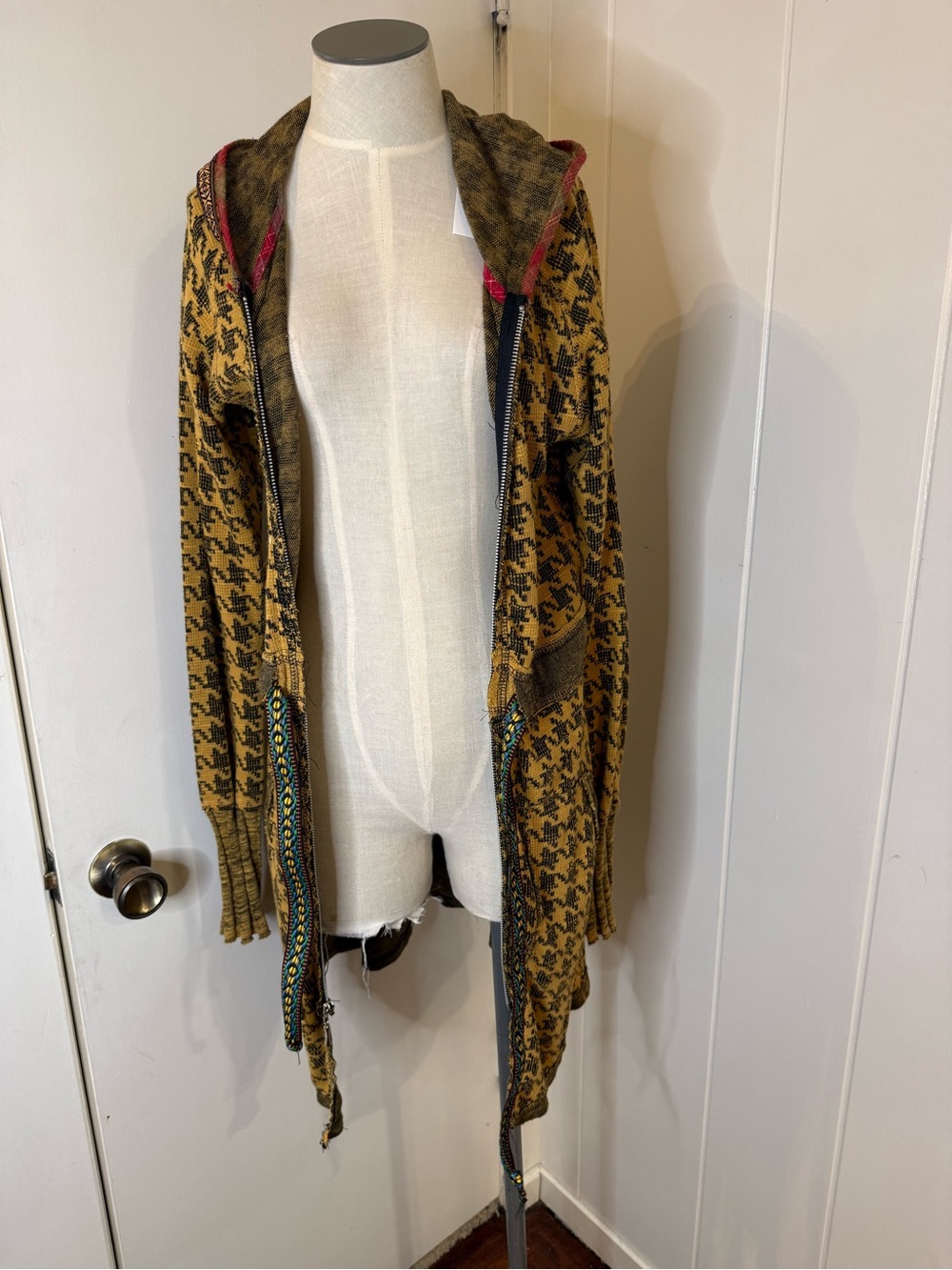 Scrapbook Mustard Houndstooth Hooded Knit Cardigan with Trim Sz L Made in USA